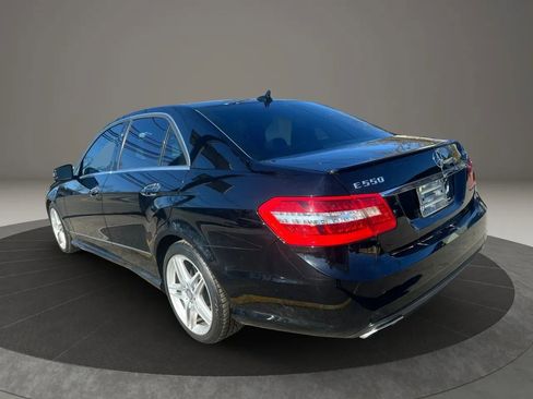 Used 2013 Mercedes-Benz E 550 4MATIC Sedan image 13