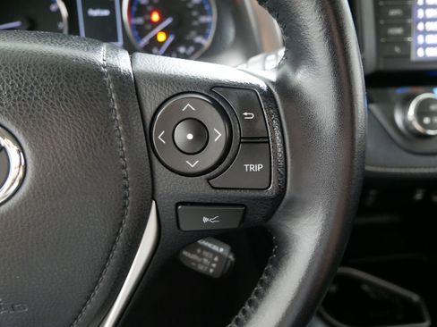 Used 2016 Toyota RAV4 Limited AWD/4WD image 28