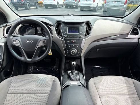 Used 2018 Hyundai Santa Fe Sport FWD image 16