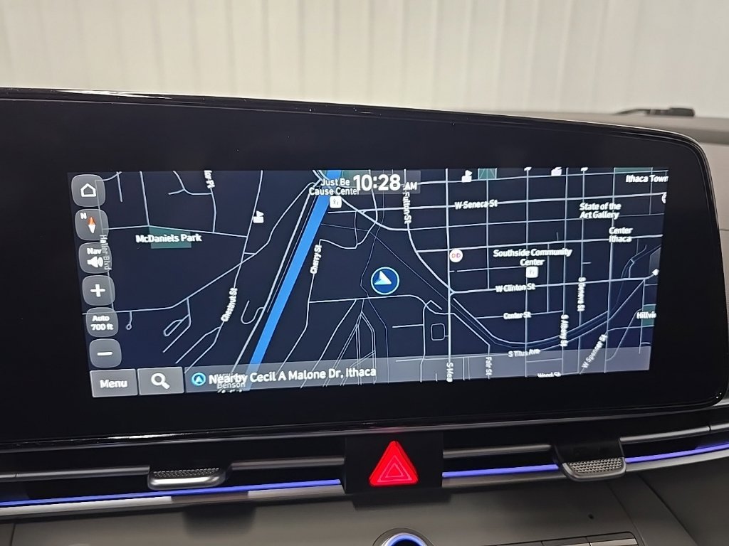Used 2024 Hyundai Elantra SEL FWD image 27