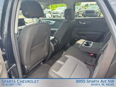 Used 2024 Chevrolet Blazer LT w/ Convenience Package AWD/4WD image 32