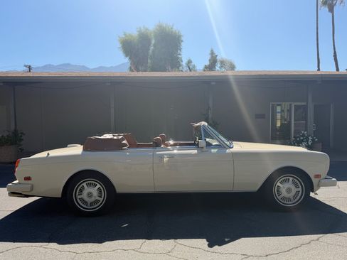 Used 1990 Bentley Continental RWD image 13