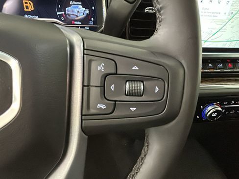 Used 2025 GMC Sierra 1500 Elevation AWD/4WD image 18