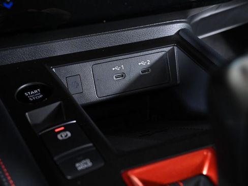 Certified 2025 Nissan Kicks SR image 23