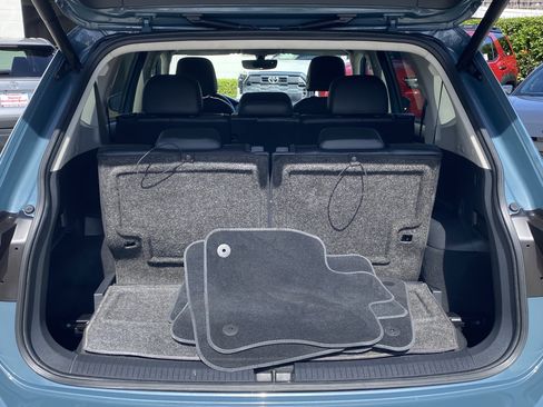 Used 2019 Volkswagen Tiguan SEL image 20