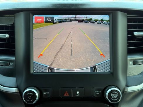 Used 2024 RAM 3500 Big Horn image 25