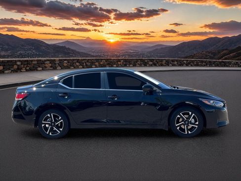 Used 2024 Nissan Sentra SV FWD image 6
