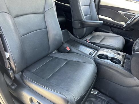 Certified 2022 Honda Pilot Special Edition image 8