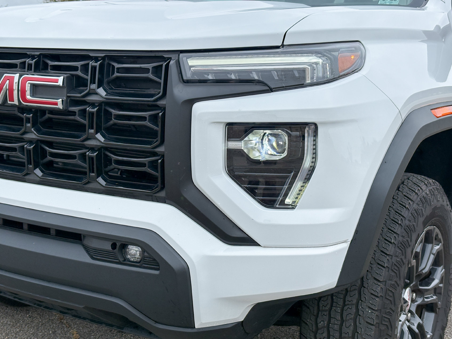 Used 2023 GMC Canyon Elevation w/ Convenience Package RWD image 6