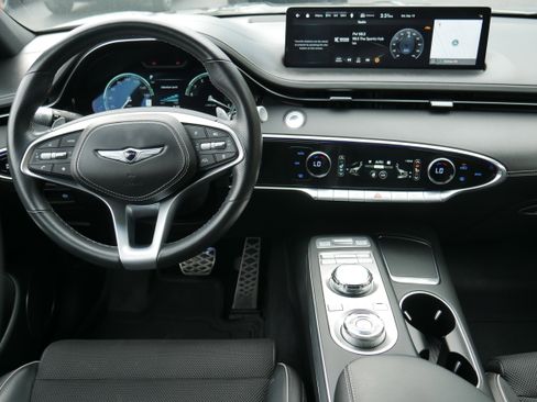 Certified 2024 Genesis GV70 2.5T w/ Sport Prestige Package image 46