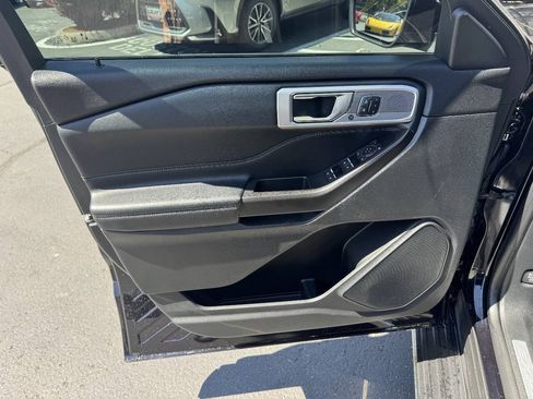 Used 2020 Ford Explorer Limited AWD/4WD image 15
