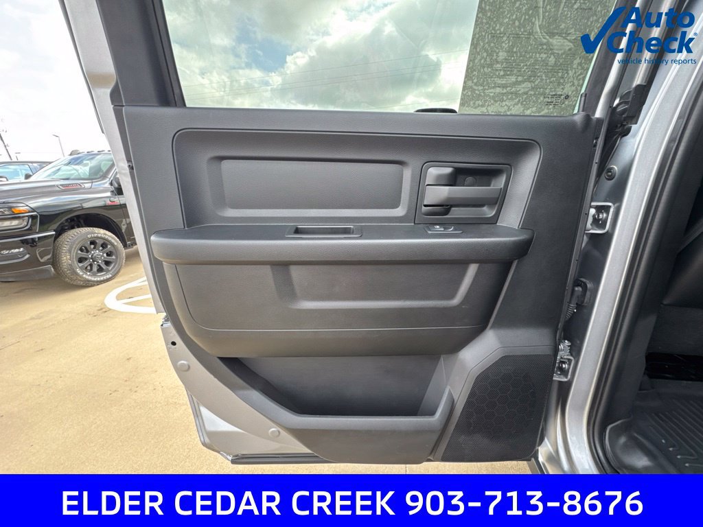 Used 2024 RAM 3500 Tradesman w/ Chrome Appearance Group AWD/4WD image 19