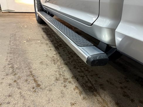 Used 2019 RAM 1500 Express image 11