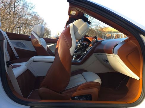 Used 2023 BMW M850i xDrive Convertible image 28