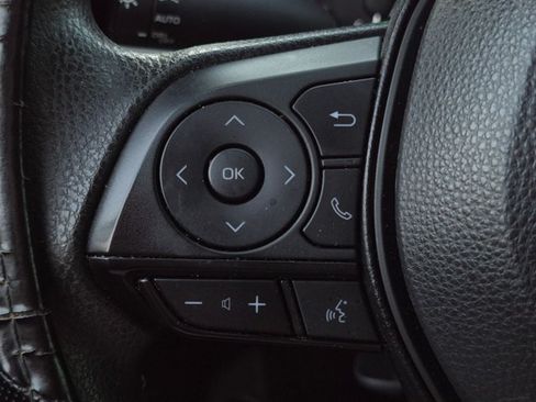 Used 2024 Toyota Corolla LE w/ LE Convenience Package FWD image 12