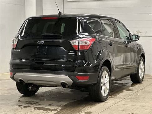 Used 2017 Ford Escape SE image 22