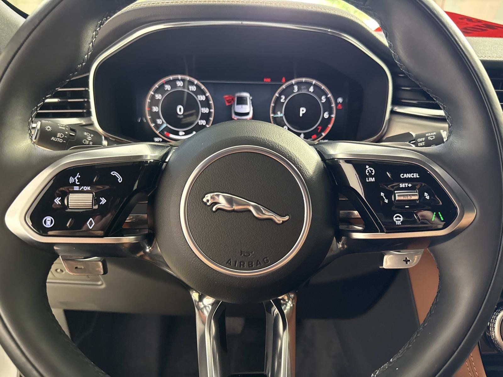 Certified 2026 Jaguar F-PACE R-Dynamic S AWD/4WD image 30