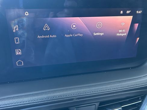 Used 2024 Buick Encore GX Sport Touring image 11