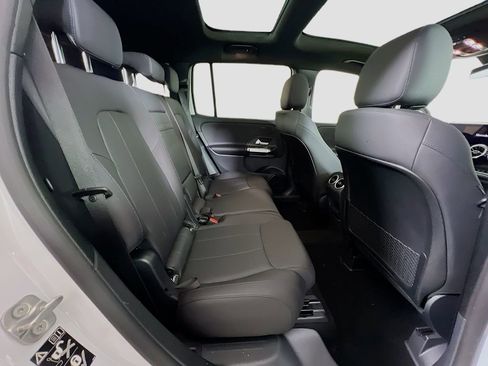 New 2026 Mercedes-Benz GLB 250 4MATIC image 30