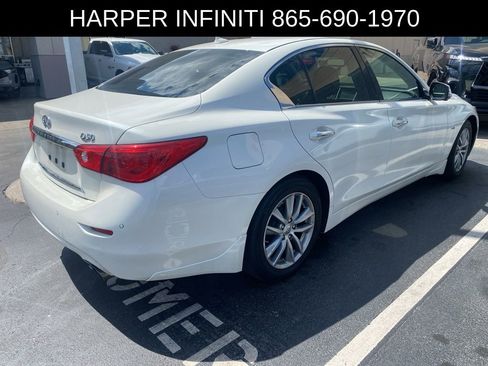 Used 2017 INFINITI Q50 3.0t Premium w/ Driver Assistance Package RWD image 3