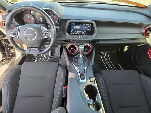 Used 2022 Chevrolet Camaro SS RWD image 11