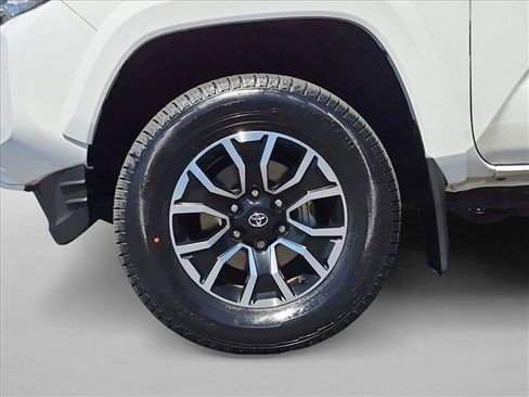 Used 2022 Toyota Tacoma TRD Sport RWD image 22