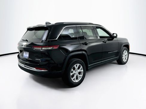 Used 2023 Jeep Grand Cherokee Limited AWD/4WD image 5