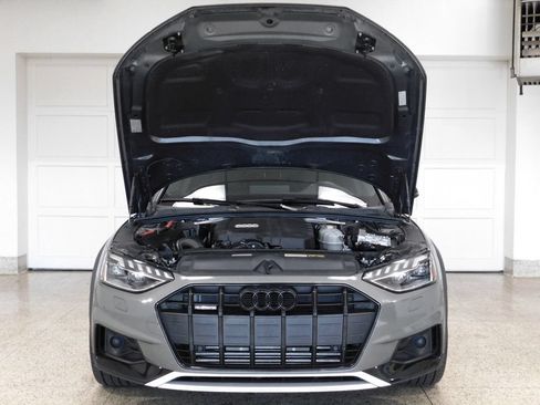 Used 2023 Audi A4 2.0T allroad Premium Plus AWD/4WD image 11