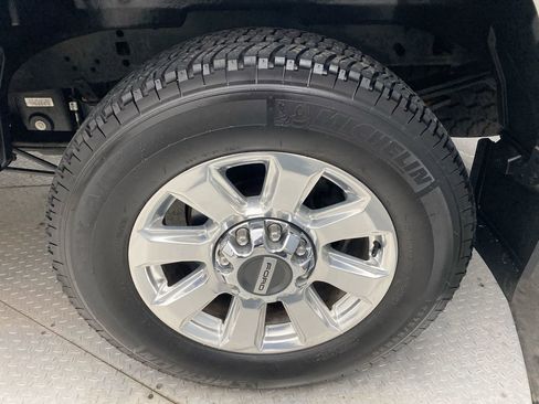 Used 2022 Ford F250 Platinum AWD/4WD image 10
