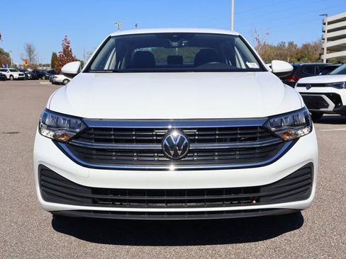 Used 2024 Volkswagen Jetta S image 2