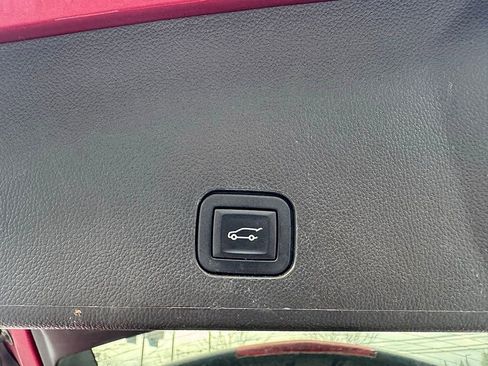 Used 2015 Cadillac SRX Luxury w/ Driver Awareness Package image 16