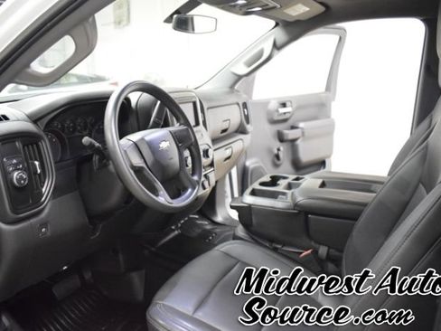 Used 2020 Chevrolet Silverado 1500 W/T image 12