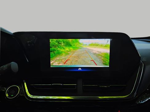 New 2026 Chevrolet Equinox LT w/ Safety and Technology Package FWD image 23