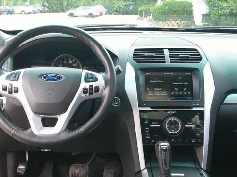 Used 2015 Ford Explorer Sport AWD/4WD image 10