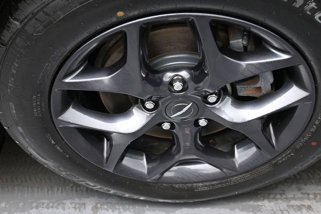 Used 2019 Chrysler Pacifica Limited w/ S Appearance Package FWD image 27