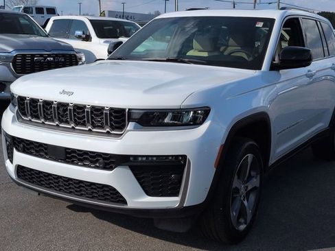 New 2026 Jeep Grand Cherokee Limited image 4