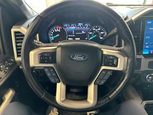 Used 2022 Ford F250 Lariat AWD/4WD image 22