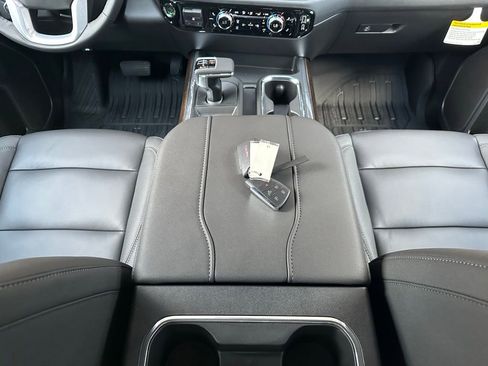 New 2026 GMC Sierra 1500 Elevation w/ Elevation Premium Package image 19