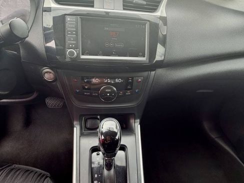 Used 2019 Nissan Sentra SV FWD image 15