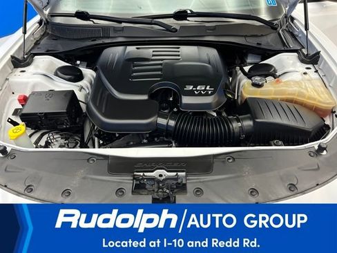 Used 2020 Dodge Charger SXT w/ Blacktop Package image 20