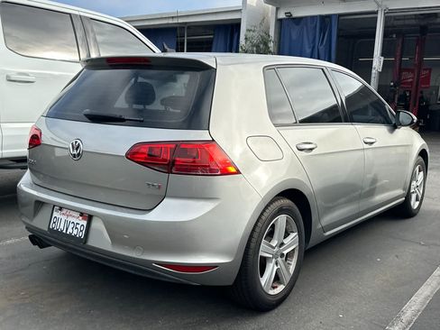 Used 2017 Volkswagen Golf Wolfsburg Edition FWD image 4