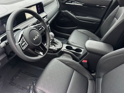 New 2026 Kia Seltos EX image 8