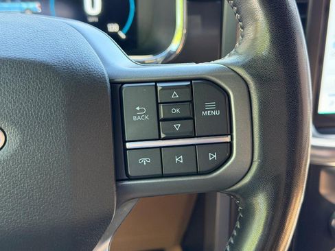 Used 2021 Ford F150 Lariat w/ Equipment Group 502A High AWD/4WD image 18