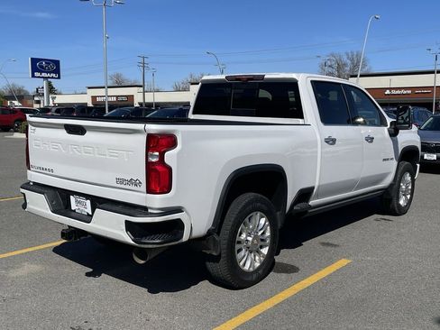 Used 2021 Chevrolet Silverado 3500 High Country w/ Z71 Off-Road Package AWD/4WD image 9