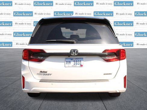 Used 2025 Honda Odyssey Touring image 7