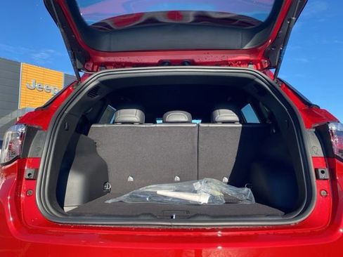 New 2026 Jeep Compass Latitude image 10