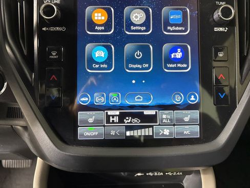 Used 2025 Subaru Forester Premium w/ Convenience Package #2 image 17