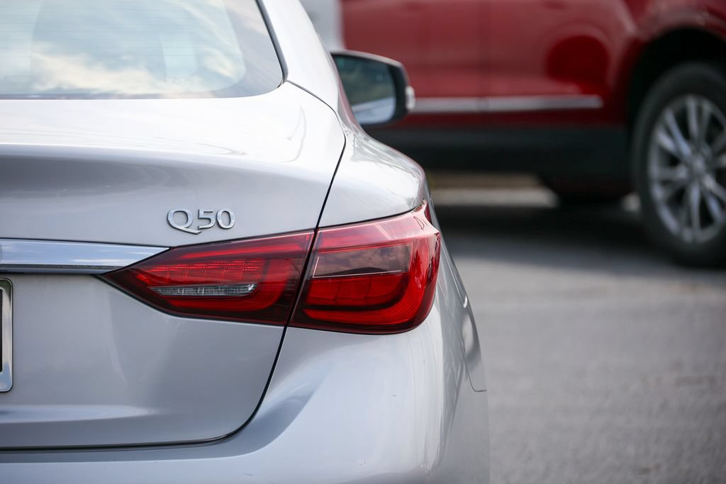 Used 2018 INFINITI Q50 Luxe w/ Essential Package (3.0T Luxe) AWD/4WD image 36