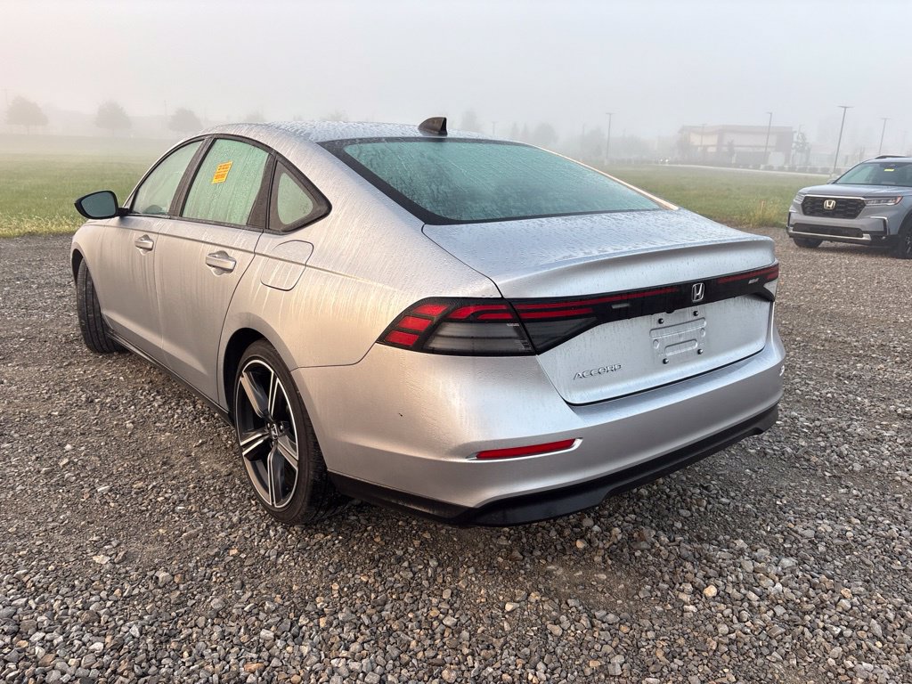 Used 2026 Honda Accord SE image 9