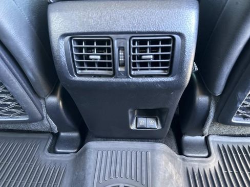 Used 2022 Toyota 4Runner Limited image 21